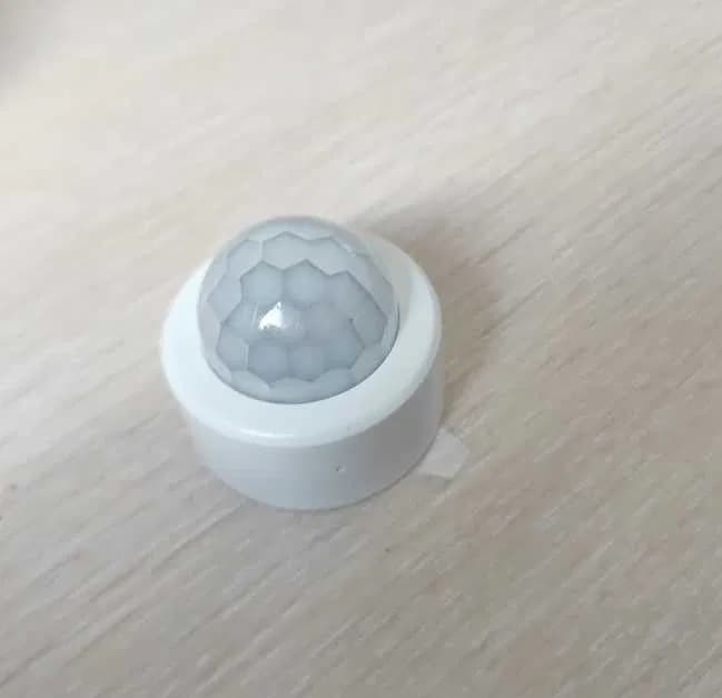 ZigBee PIR датчик руху Tuya